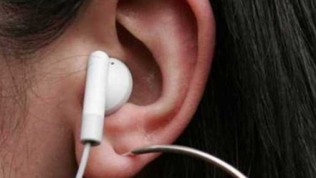 Commissone Ue: «Rischia sordità chi ascolta musica con cuffie al ... - ilmessaggero.it