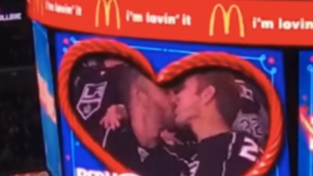 Gay Couple On Kiss Cam Gets Humiliated By Homophobic Announcer At Hockey  Game