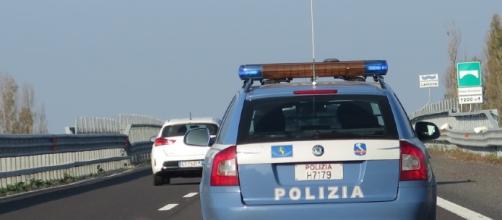 Ancona, crolla un cavalcavia sulla A14, morti due coniugi di Ascoli. Traffico interrotto