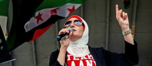 Linda Sarsour Is a Brooklyn Homegirl in a Hijab - The New York Times - nytimes.com