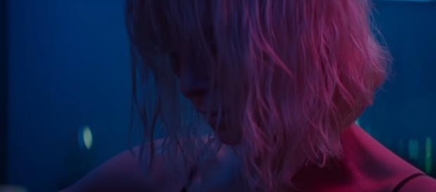 A atriz Charlize Theron em cena de "Atômica" A atriz Charlize Theron em cena de "Atômica"