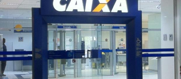 Agências da Caixa Federal começam a abrir duas horas mais cedo Agências da Caixa Federal começam a abrir duas horas mais cedo