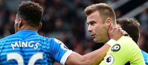 Artur Boruc was in fine form to help his Bournemouth team snatch a point at Old Trafford - squawka.com Artur Boruc was in fine form to help his Bournemouth team snatch a point at Old Trafford - squawka.com