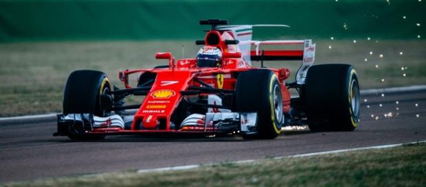 El nuevo Ferrari SF70H echa chispas El nuevo Ferrari SF70H echa chispas