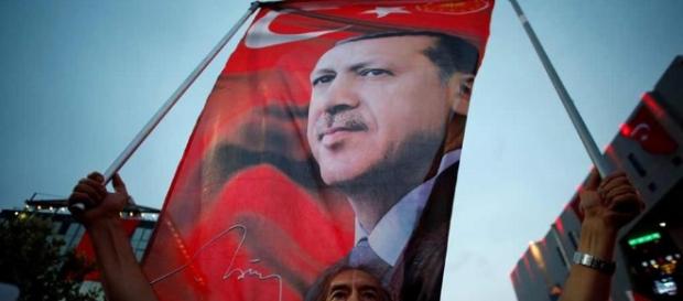 Kontroverse um Pro-Erdogan Demo in Köln | Deutschland | DW.COM ... - dw.com Kontroverse um Pro-Erdogan Demo in Köln | Deutschland | DW.COM ... - dw.com