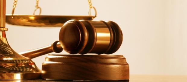 Les affaires s'accumulent à Givors ... - oranais.com Les affaires s'accumulent à Givors ... - oranais.com