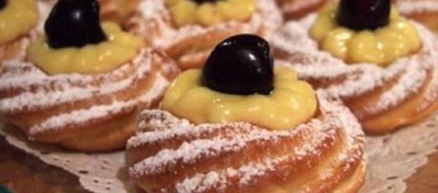 Ricetta zeppole fritte, ottime da gustare al momento! Ricetta zeppole fritte, ottime da gustare al momento!