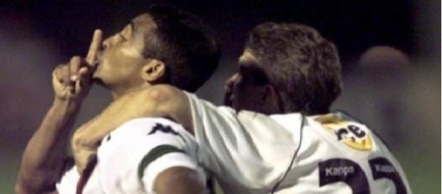 Romário e Juninho Paulista na virada histórica contra o Palmeiras (Foto: divulgação) Romário e Juninho Paulista na virada histórica contra o Palmeiras (Foto: divulgação)