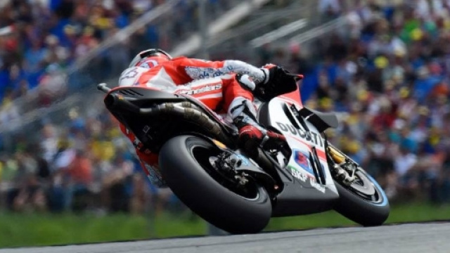 MotoGP: Andrea Dovizioso in sella alla Desmosedici