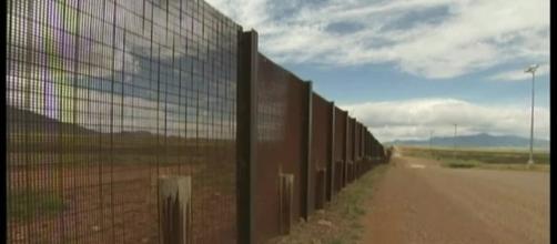 Zinke: Border wall 'complex,' faces geographic challenges | KTVH.com - ktvh.com