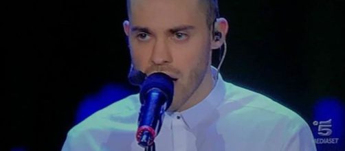 Amici 16 Lo Strego eliminato dalla scuola