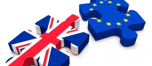 Brexit, l'uscita della Gran Bretagna dall'Unione Europea prende il via. (tramite monked.it)