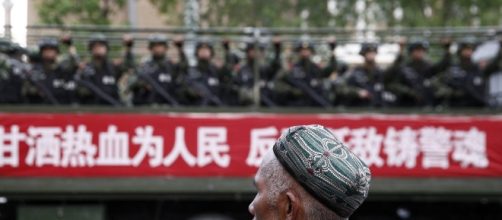 Cina impone il divieto di farsi crescere la barba