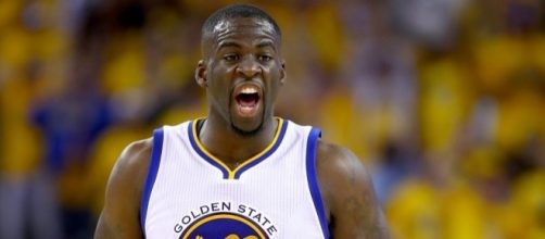 Draymond Green and the Warriors host James Harden and the Rockets on Friday. [Image via Blasting News image library/inquisitr.com]