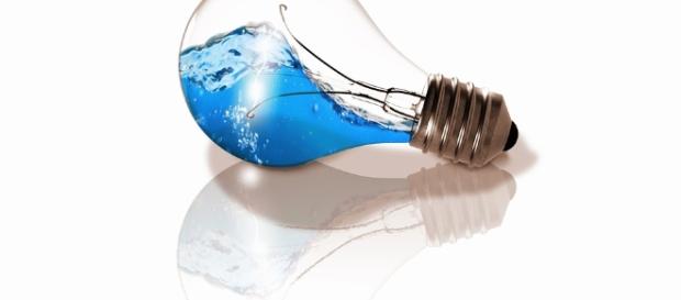 Azul es elcolor de la solidaridad con las personas con TEA. Public Domain. Azul es elcolor de la solidaridad con las personas con TEA. Public Domain.