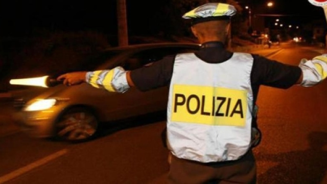 Ferrara, prete ubriaco al volante semina il panico in città per ... - ilmessaggero.it