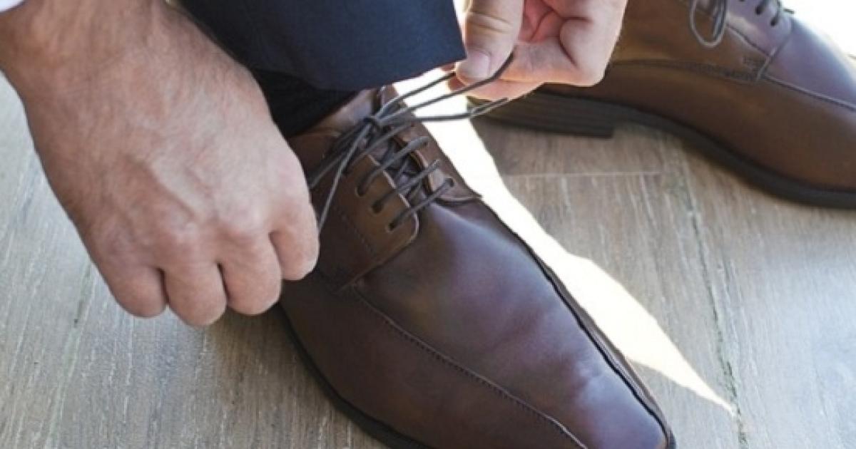 UC Berkley researchers solve the mystery why your shoelaces untie ...