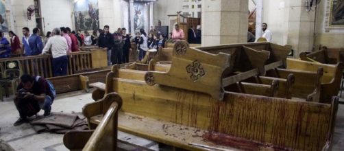 Un immagine di uno degli attentati in Egitto avvenuto ieri (foto Agensir)