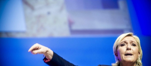 Vél d'Hiv: Marine Le Pen persiste dans l'irresponsabilité - Libération - liberation.fr