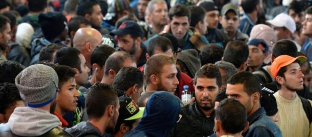 500.000 Migranten in Deutschland untergetaucht - "Melden sich ... - krone.at 500.000 Migranten in Deutschland untergetaucht - "Melden sich ... - krone.at