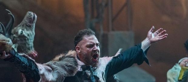Into the Badlands: Season 2, Episode 2 - AMC - amc.com Into the Badlands: Season 2, Episode 2 - AMC - amc.com