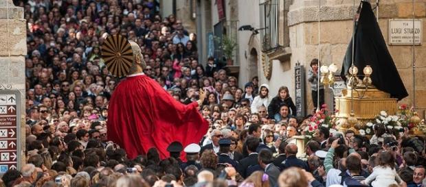 Pasqua a Caltagirone 'A Giunta - ct.it Pasqua a Caltagirone 'A Giunta - ct.it