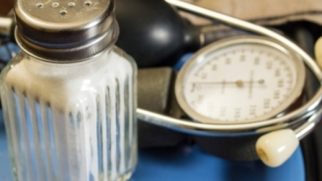 Ipertensione: meno sale e più potassio nella dieta