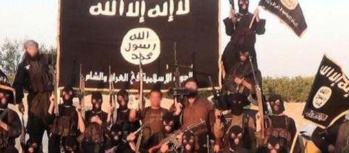 Syria Iraq: The Islamic State militant group - BBC News - bbc.com