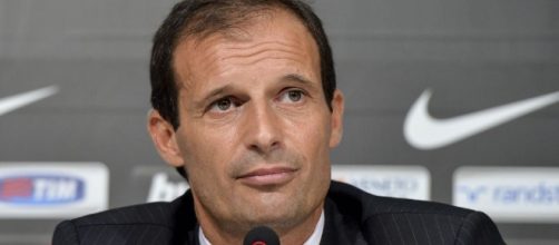 Juventus, Allegri ha deciso: ecco chi giocherà fra Alex Sandro e Asamoah.