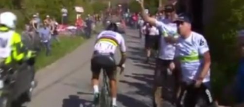 Peter Sagan, la foratura alla Parigi Roubaix