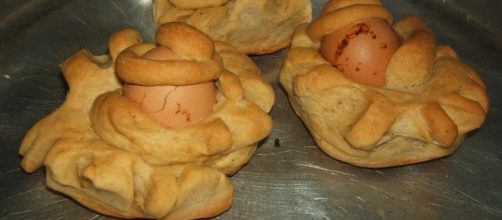 Puddhriche salentine, il tradizionale dolce pasquale - CC 2.0 Wiki Commons