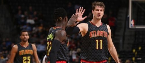 The Atlanta Hawks will try to secure their playoff seed in Tuesday's game. [Image via Blasting News image library/inquisitr.com]