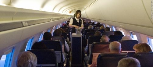 United attendants can get up to $100,000 to leave their job - Sep ... - cnn.com