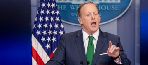 Watch Sean Spicer spar with reporters over Trump's wiretap claims ... - businessinsider.com