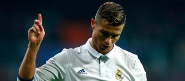 Cristiano Ronaldo reprocha los pitos del Bernabéu - mundodeportivo.com Cristiano Ronaldo reprocha los pitos del Bernabéu - mundodeportivo.com