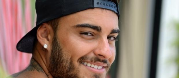 Découvrez Thibault Kuro lorsqu'il était plus jeune...trop chou ! (PHOTO) Découvrez Thibault Kuro lorsqu'il était plus jeune...trop chou ! (PHOTO)