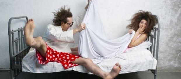 Essas coisinhas são mais intimas que o próprio ato sexual. Essas coisinhas são mais intimas que o próprio ato sexual.