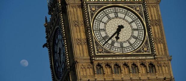 Londra, il Big Ben chiude per tre anni Londra, il Big Ben chiude per tre anni