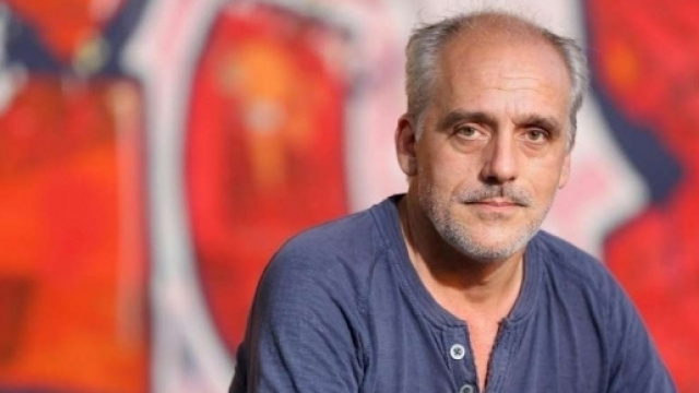 Philippe Poutou parvient à mettre de l'argent de côté