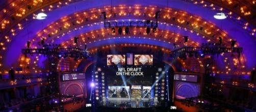 Draft Site updates Washington Redskins 7-round NFL Mock Draft - 247sports.com