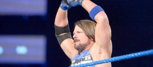 AJ Styles remained a part of the blue brand on Tuesday night. [Image via Blasting News image library/inquisitr.com]