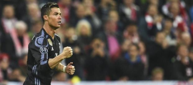 Cristiano Ronaldo celebra uno de sus goles con el Real Madrid frente al Bayern de Múnich. Foto: Filip Singer (EFE) Cristiano Ronaldo celebra uno de sus goles con el Real Madrid frente al Bayern de Múnich. Foto: Filip Singer (EFE)