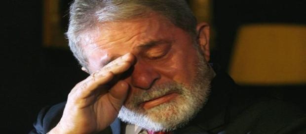 Lula está próximo de ser presidiário Lula está próximo de ser presidiário