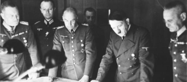 Misterul refuzului lui Hitler de a folosi gaz sarin în timpul războiului - Foto: Wikimedia Misterul refuzului lui Hitler de a folosi gaz sarin în timpul războiului - Foto: Wikimedia