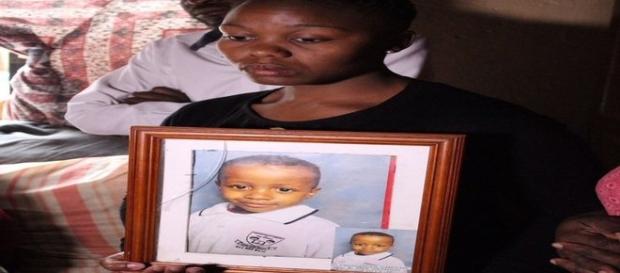 Rosina Mosiuoa está inconformada com assassinato do filho (Soweto Urban) Rosina Mosiuoa está inconformada com assassinato do filho (Soweto Urban)