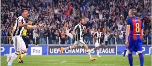 Superior fue la Juve ante sus rivales catalanes. Superior fue la Juve ante sus rivales catalanes.