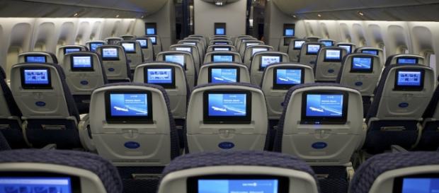 United Airlines Is Getting Rid of Some Executives to Save Money ... - skift.com United Airlines Is Getting Rid of Some Executives to Save Money ... - skift.com
