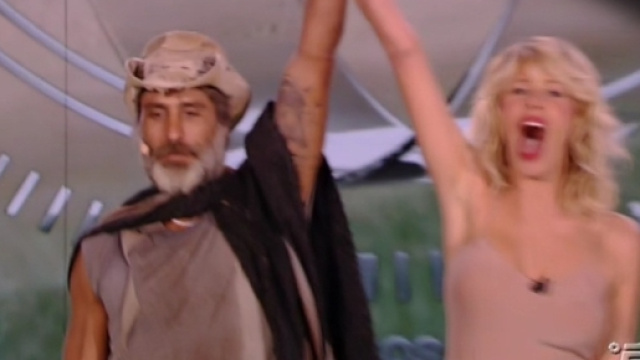 Vince Raz Degan, tutti sognano il ritorno di fiamma con Paola Barale - leggo.it