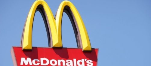 8-year-old drove to McDonald's for a cheeseburger - Photo: Blasting News Library - rd.com