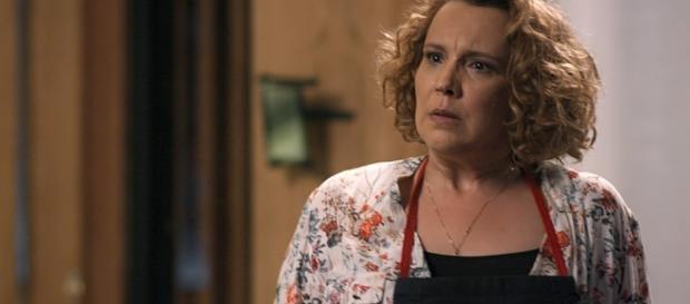 Ana Beatriz Nogueira como Néia Ana Beatriz Nogueira como Néia